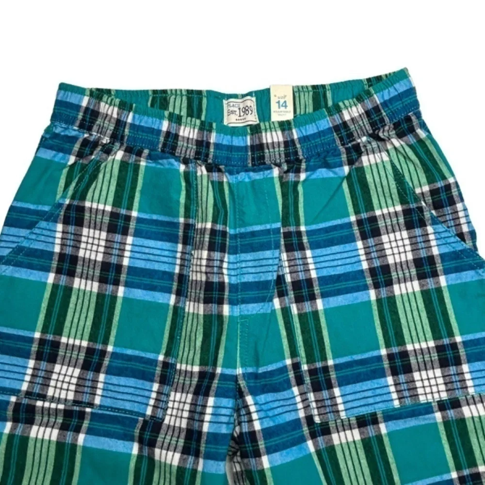 The Childrens Place Boys Shorts Size 14 Green Blue Black White Plaid Shorts